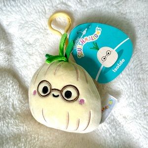 Squishmallow Isolde the Onion Clip 3.5”